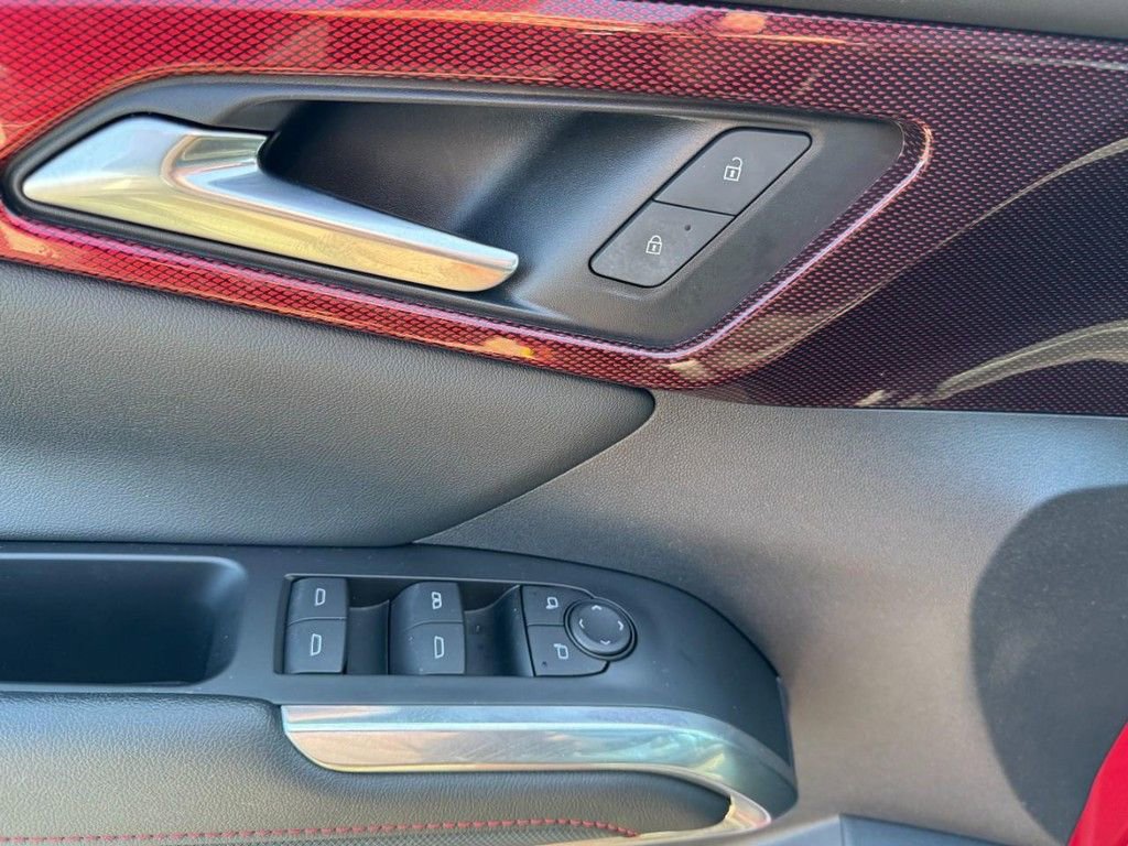 Used 2024 Chevrolet Traverse Z71 image 17