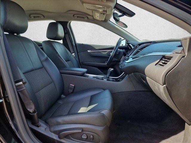 Used 2018 Chevrolet Impala LT FWD image 21
