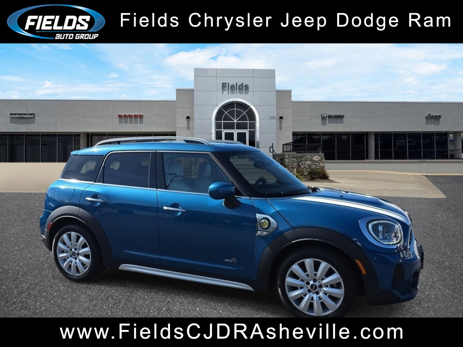 Used 2021 MINI Cooper Countryman SE w/ Premium Package image 1