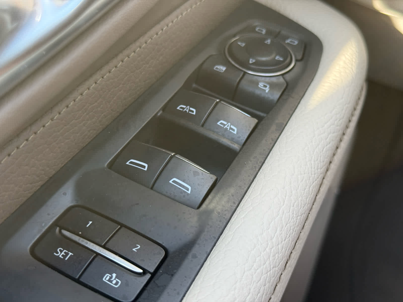 Used 2022 GMC Yukon Denali image 24