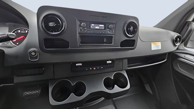 New 2025 Mercedes-Benz Sprinter 2500 image 16