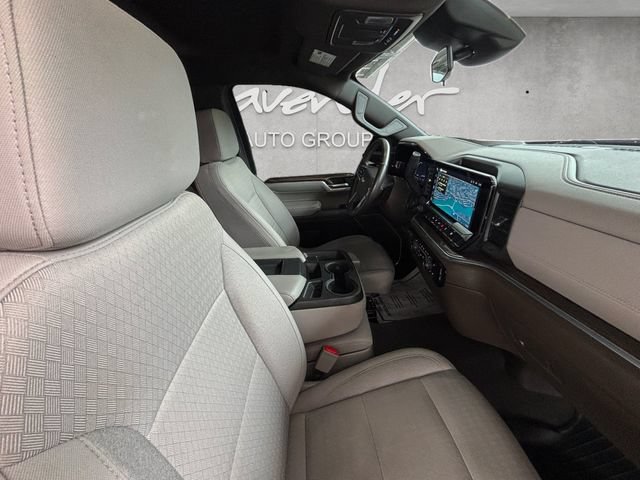 Used 2020 GMC Sierra 1500 SLT RWD image 30