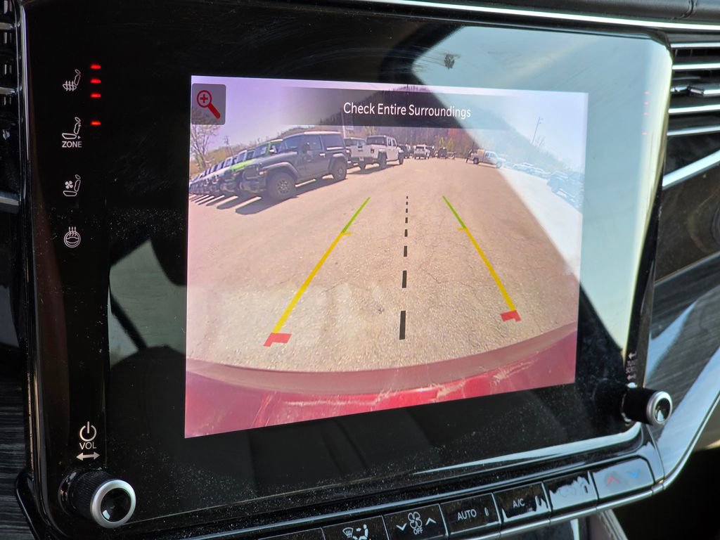 Used 2022 Jeep Wagoneer Series III w/ Flexible Seating Group image 10