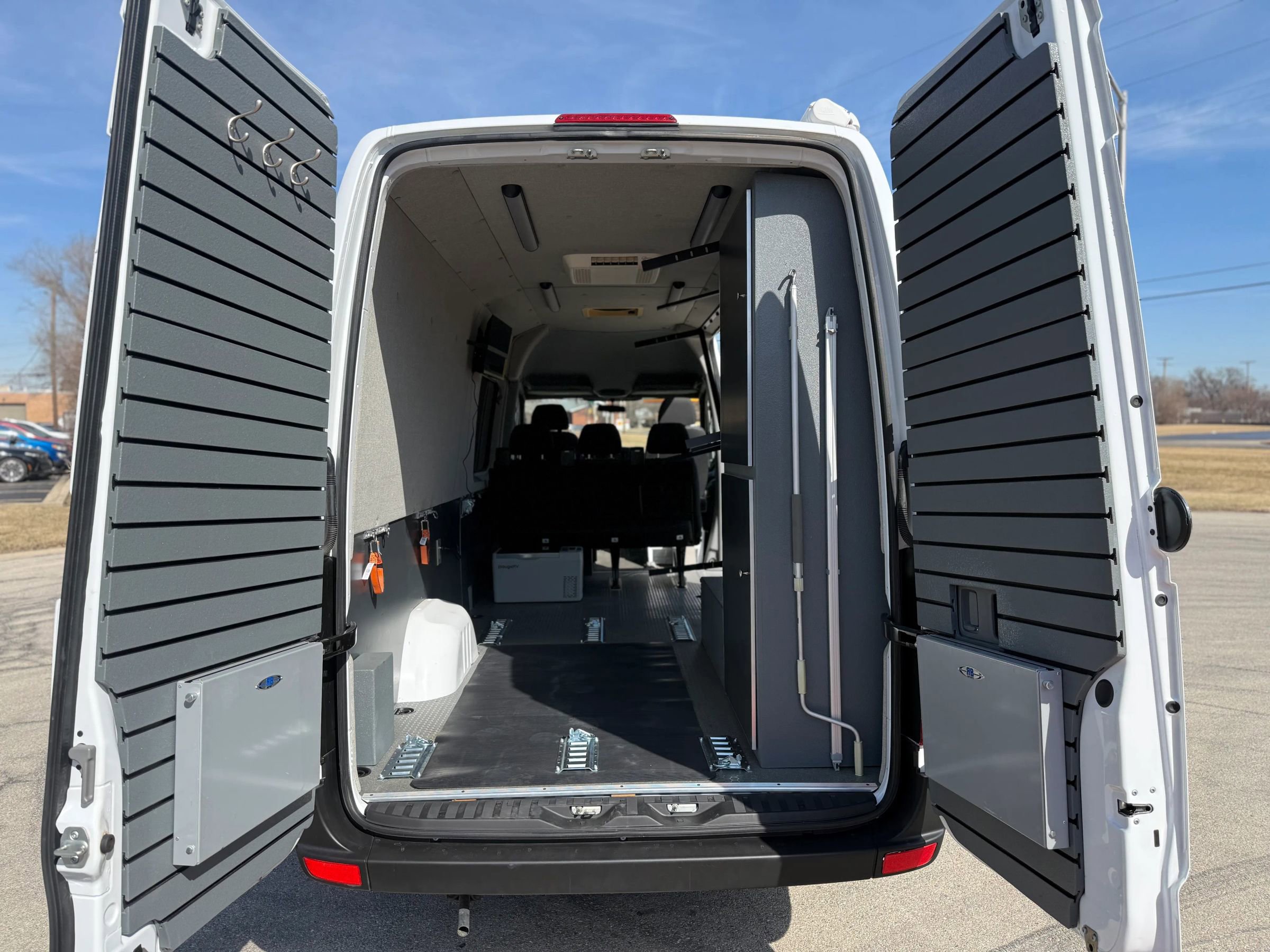 Used 2011 Mercedes-Benz Sprinter 2500 w/ Premium Pkg image 16