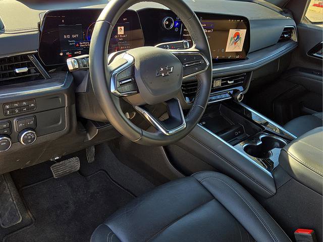 Used 2025 Chevrolet Tahoe Z71 AWD/4WD image 21