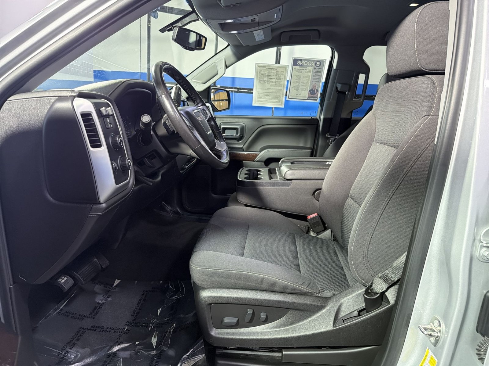 Used 2018 GMC Sierra 1500 SLE w/ Black Pack AWD/4WD image 25