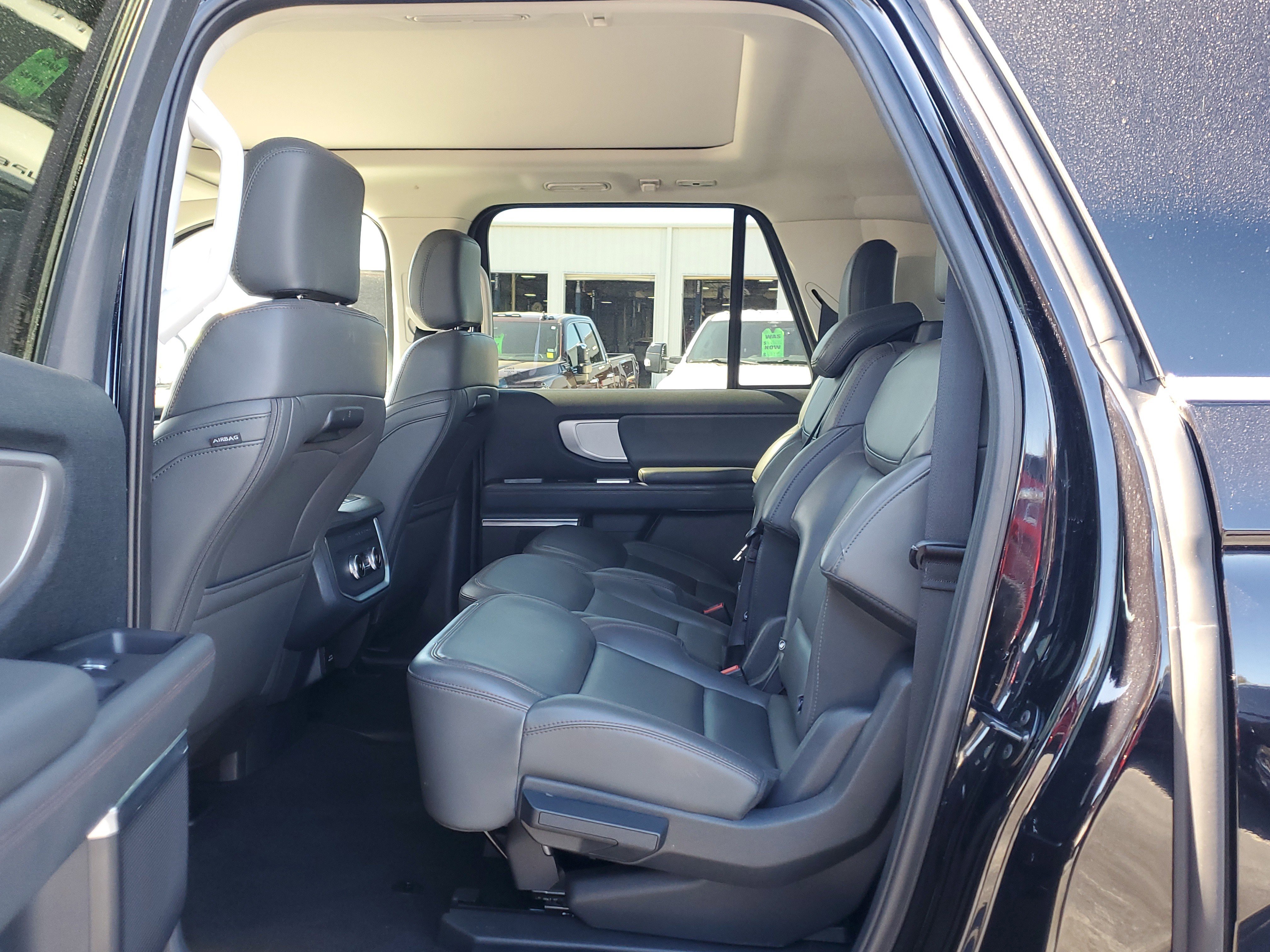 Certified 2025 Ford Expedition Max Active image 12