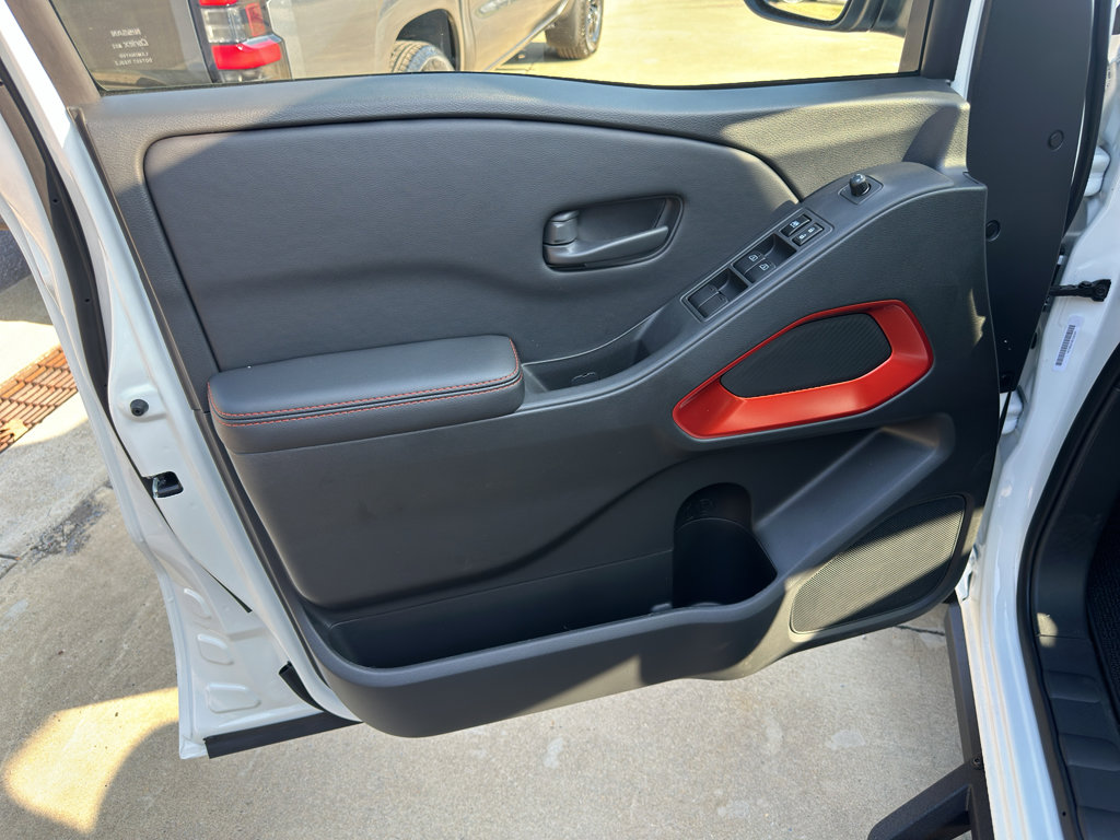 New 2026 Nissan Frontier Pro-X w/ Pro-X Convenience Package image 10