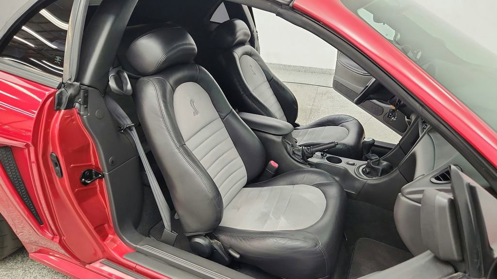 Used 2001 Ford Mustang Cobra RWD image 37