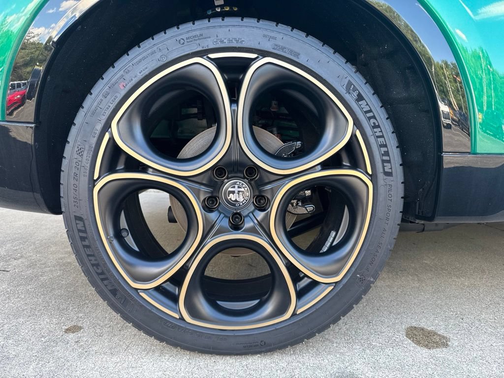 New 2025 Alfa Romeo Tonale AWD/4WD image 23