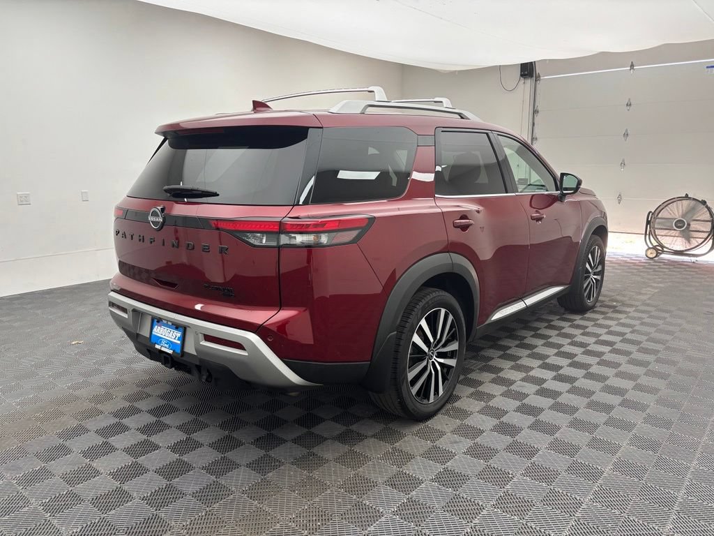 Used 2023 Nissan Pathfinder Platinum AWD/4WD image 8
