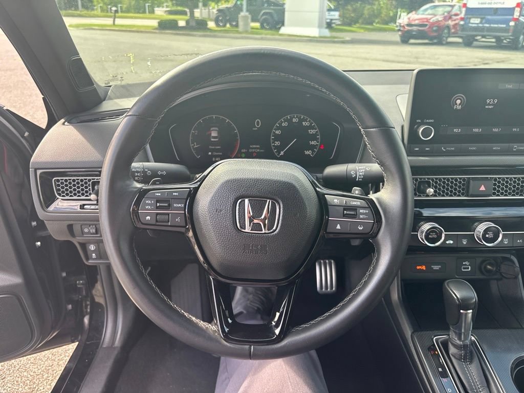Used 2023 Honda Civic Sport image 22