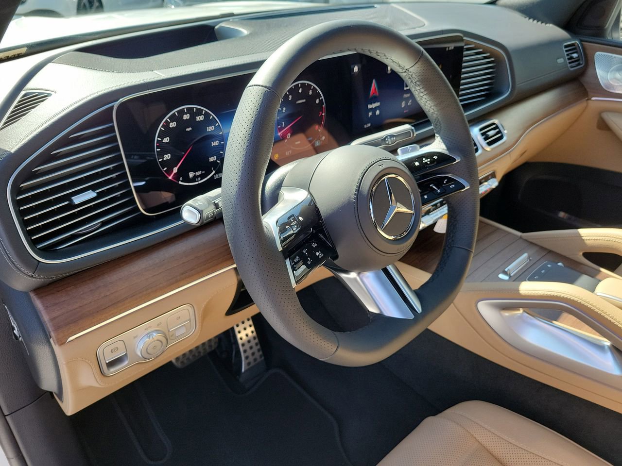 New 2026 Mercedes-Benz GLS 580 4MATIC image 27