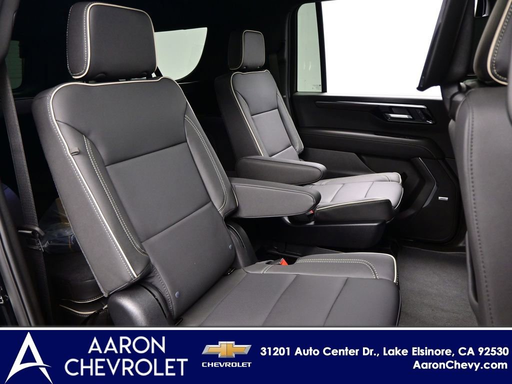 New 2026 Chevrolet Suburban Premier image 29
