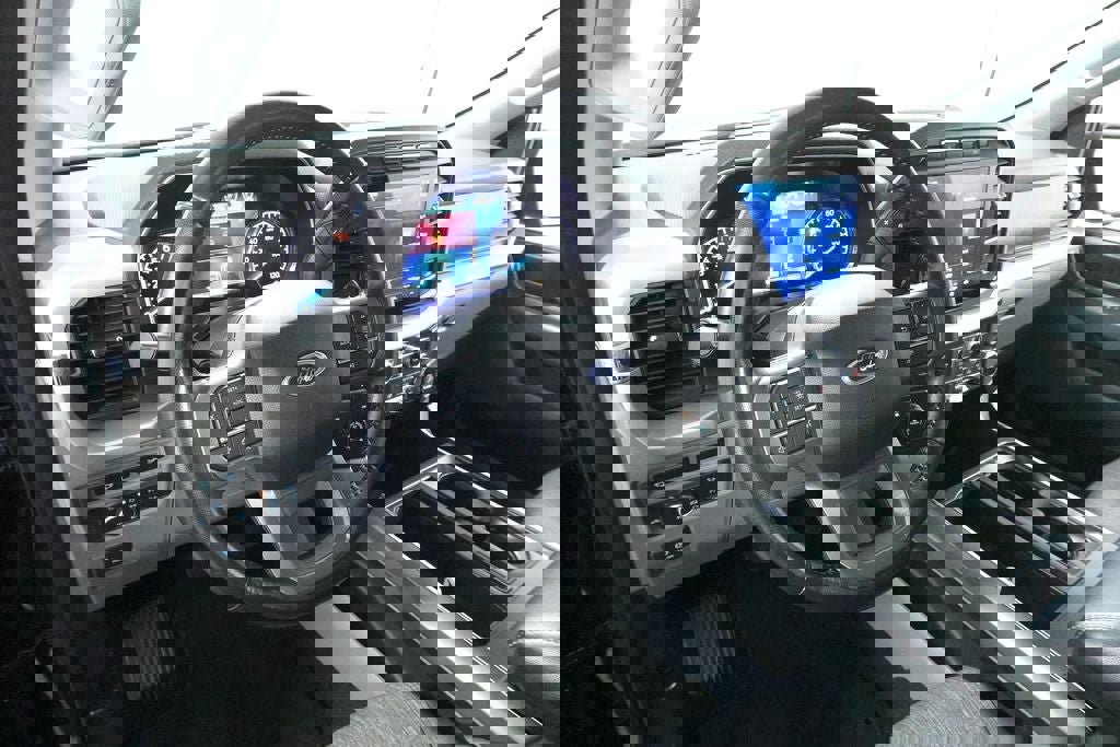 Certified 2022 Ford F150 XLT w/ Equipment Group 302A High image 24