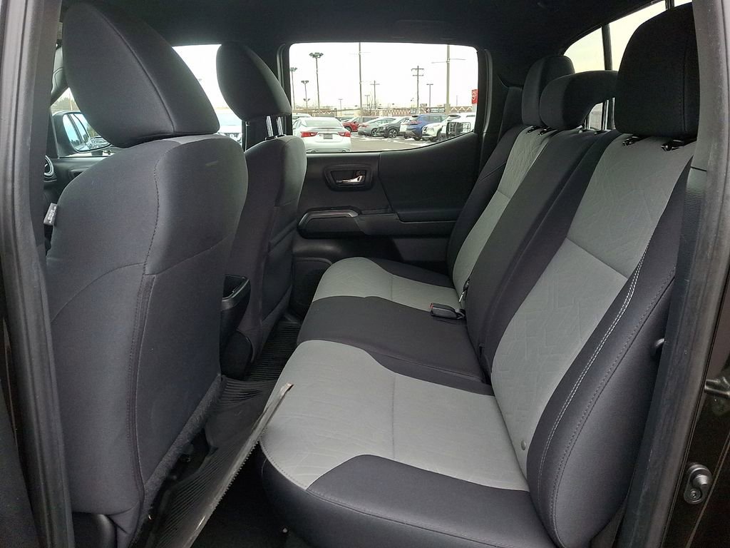 Used 2021 Toyota Tacoma TRD Sport image 10