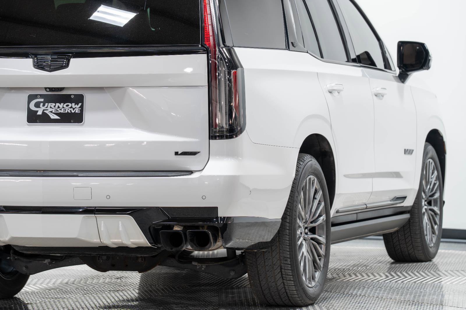 Used 2023 Cadillac Escalade V image 18