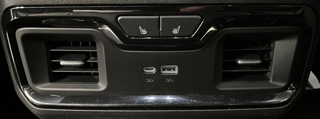 Used 2024 GMC Sierra 2500 AT4 w/ AT4 Preferred Package AWD/4WD image 48