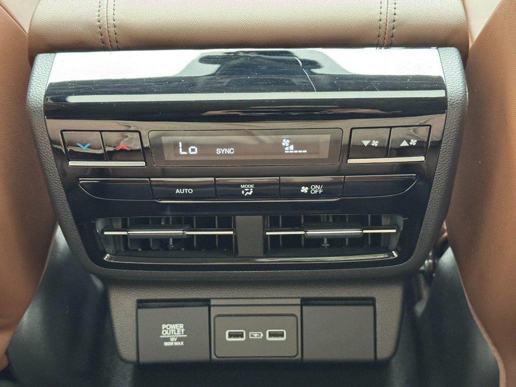Certified 2024 Acura MDX w/ Technology Package AWD/4WD image 14