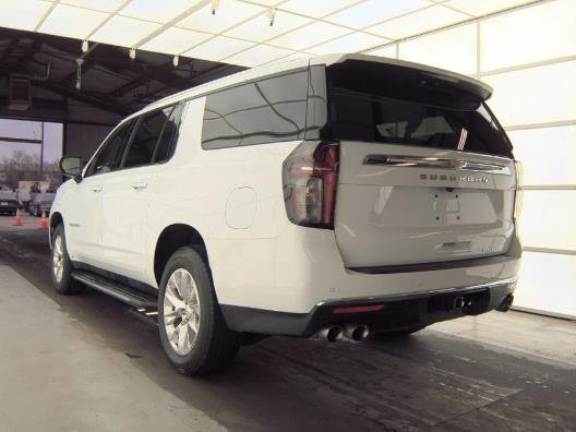 Used 2023 Chevrolet Suburban Premier image 6