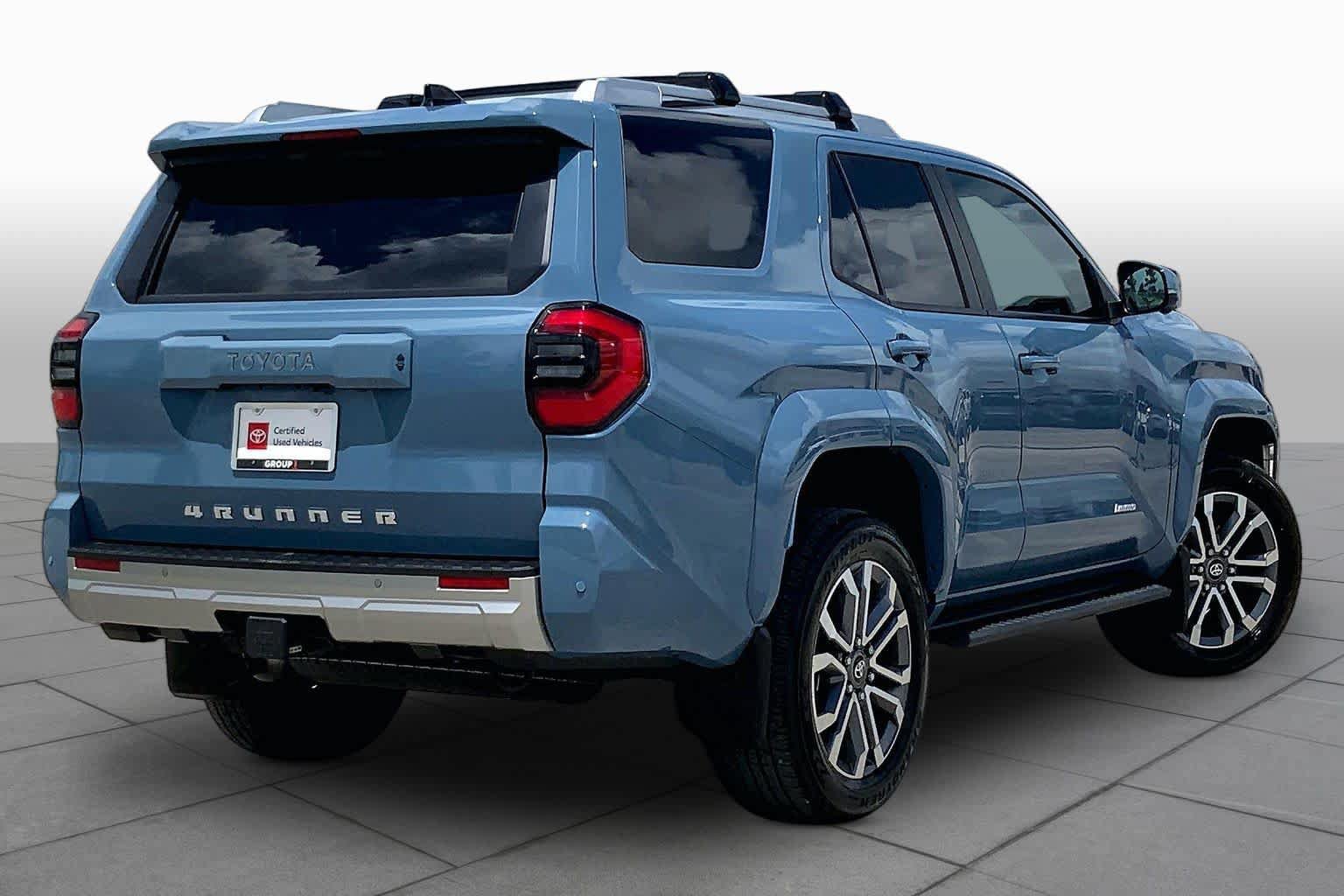 Used 2025 Toyota 4Runner Limited AWD/4WD image 13