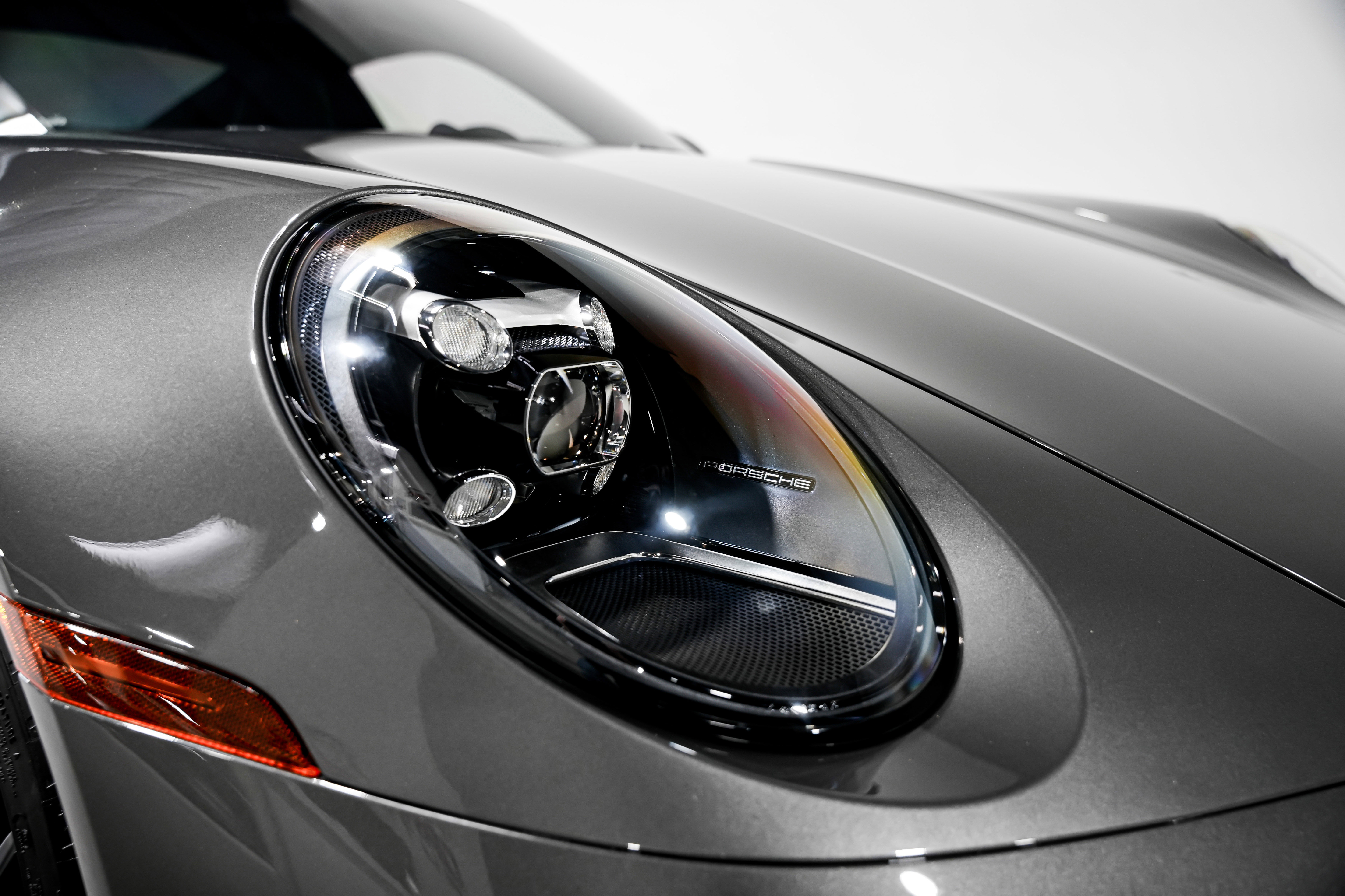 Used 2024 Porsche 911 Carrera S RWD image 40