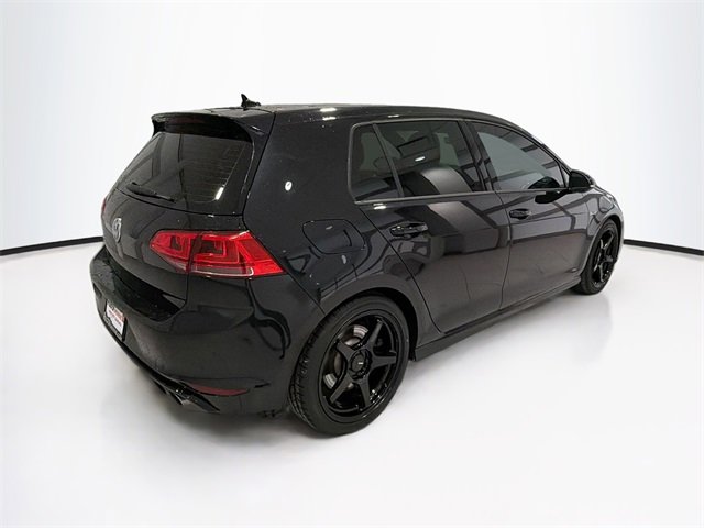 Used 2017 Volkswagen Golf 4-Door image 7