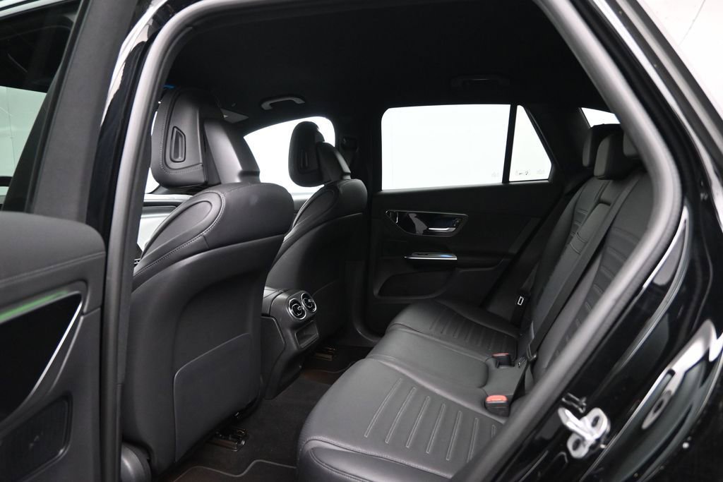 Used 2023 Mercedes-Benz GLC 300 image 22