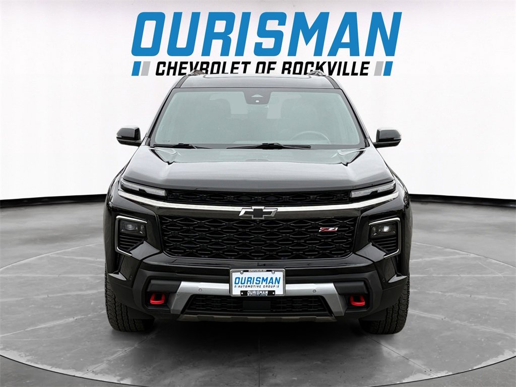 Used 2024 Chevrolet Traverse Z71 w/ Enhanced Driving Package image 8