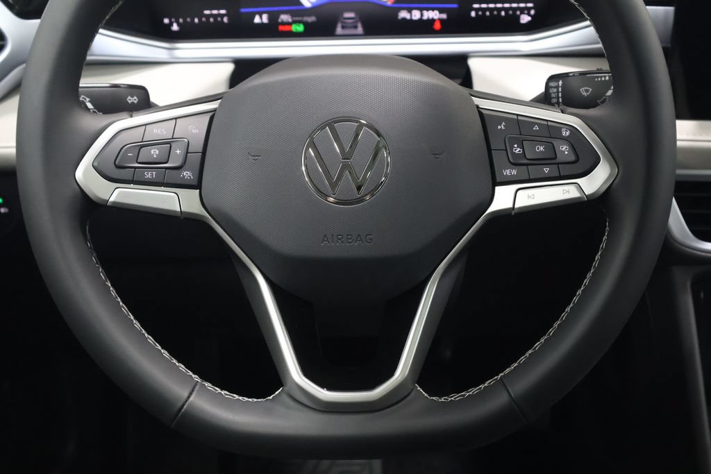 New 2026 Volkswagen Taos SE AWD/4WD image 17