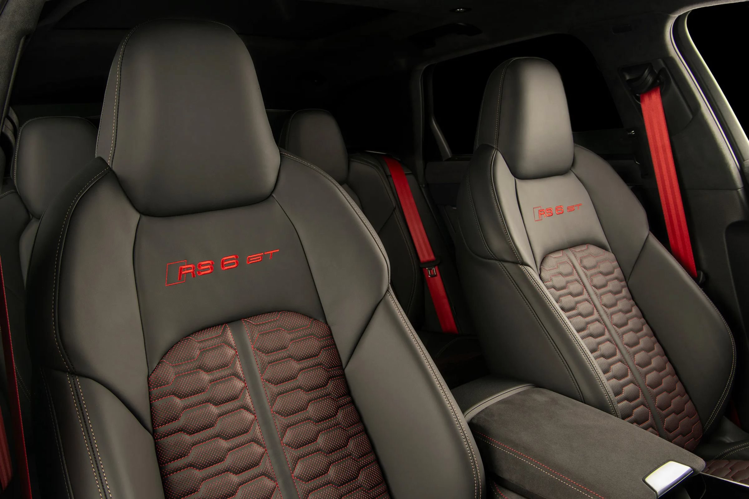 Used 2025 Audi RS 6 performance AWD/4WD image 11