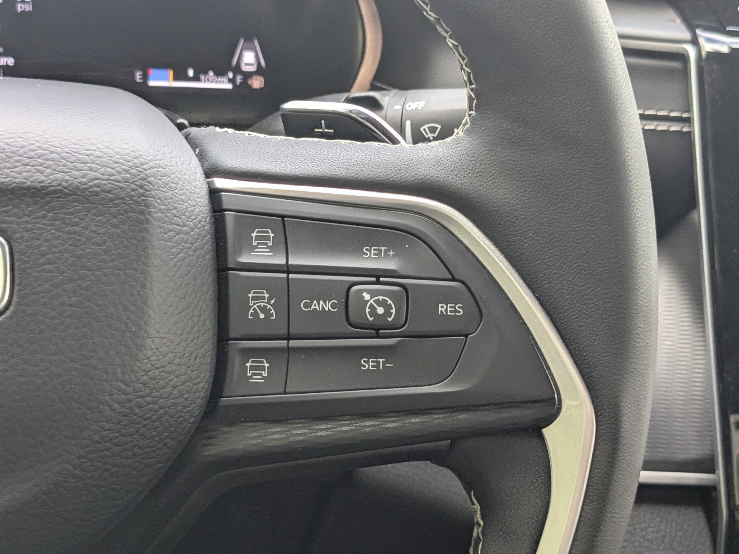 Certified 2025 Jeep Grand Cherokee L Laredo w/ Luxury Tech Group I image 24