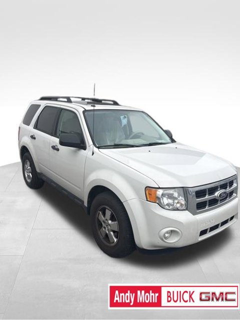 Used 2010 Ford Escape XLT AWD/4WD image 4