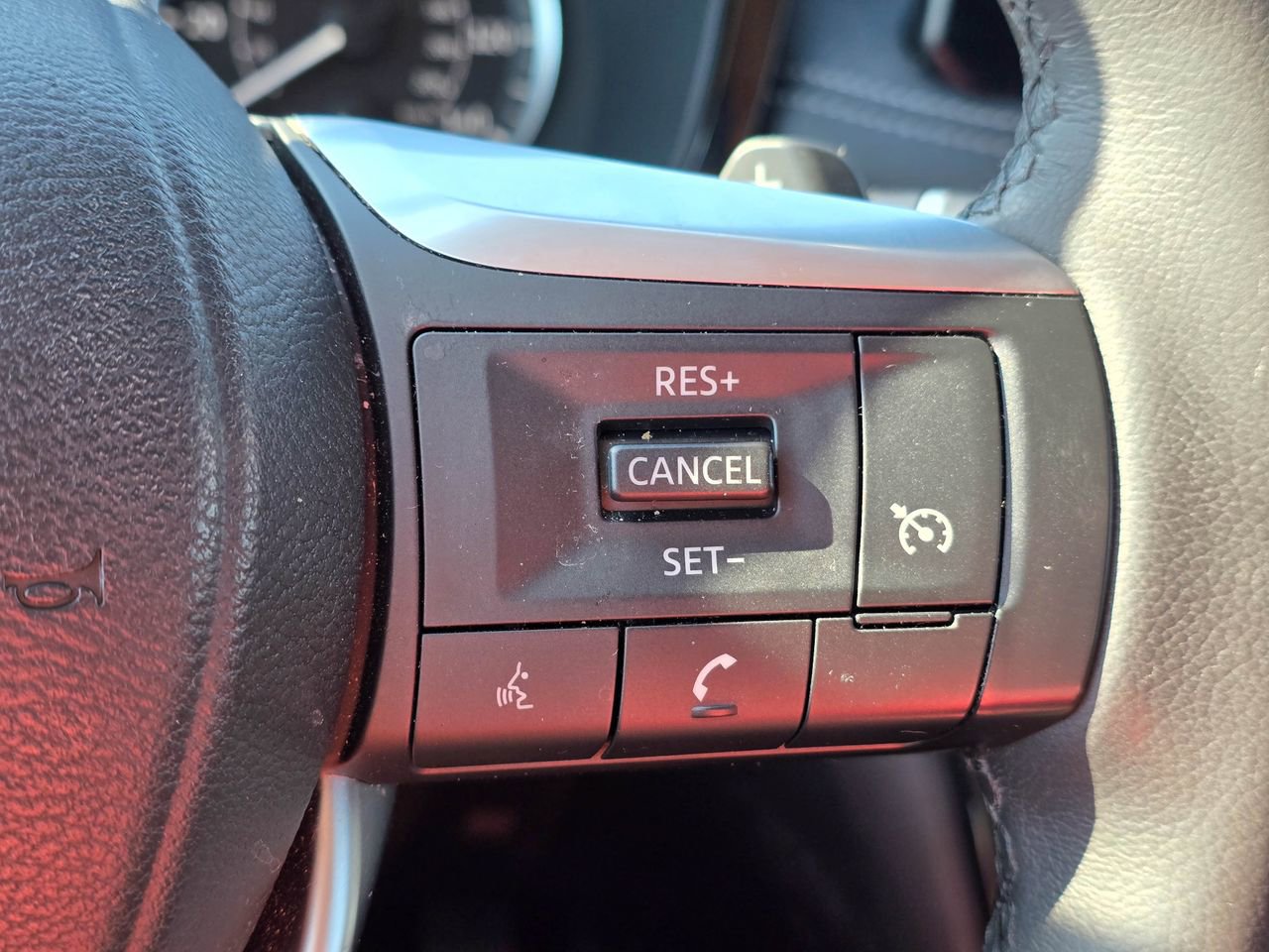 Used 2023 INFINITI QX60 Pure image 22