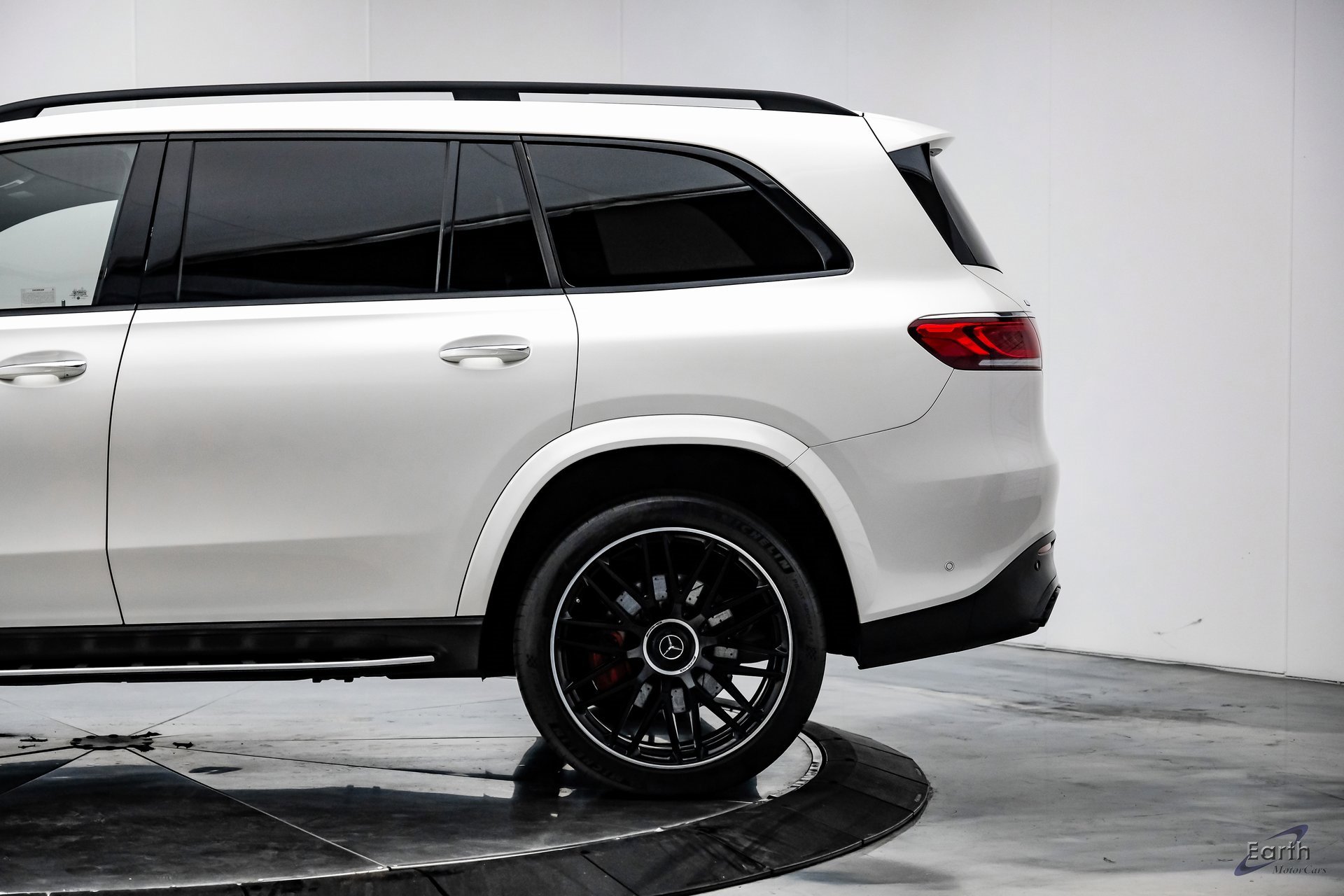 Used 2022 Mercedes-Benz GLS 63 AMG 4MATIC w/ Warmth & Comfort Package image 7