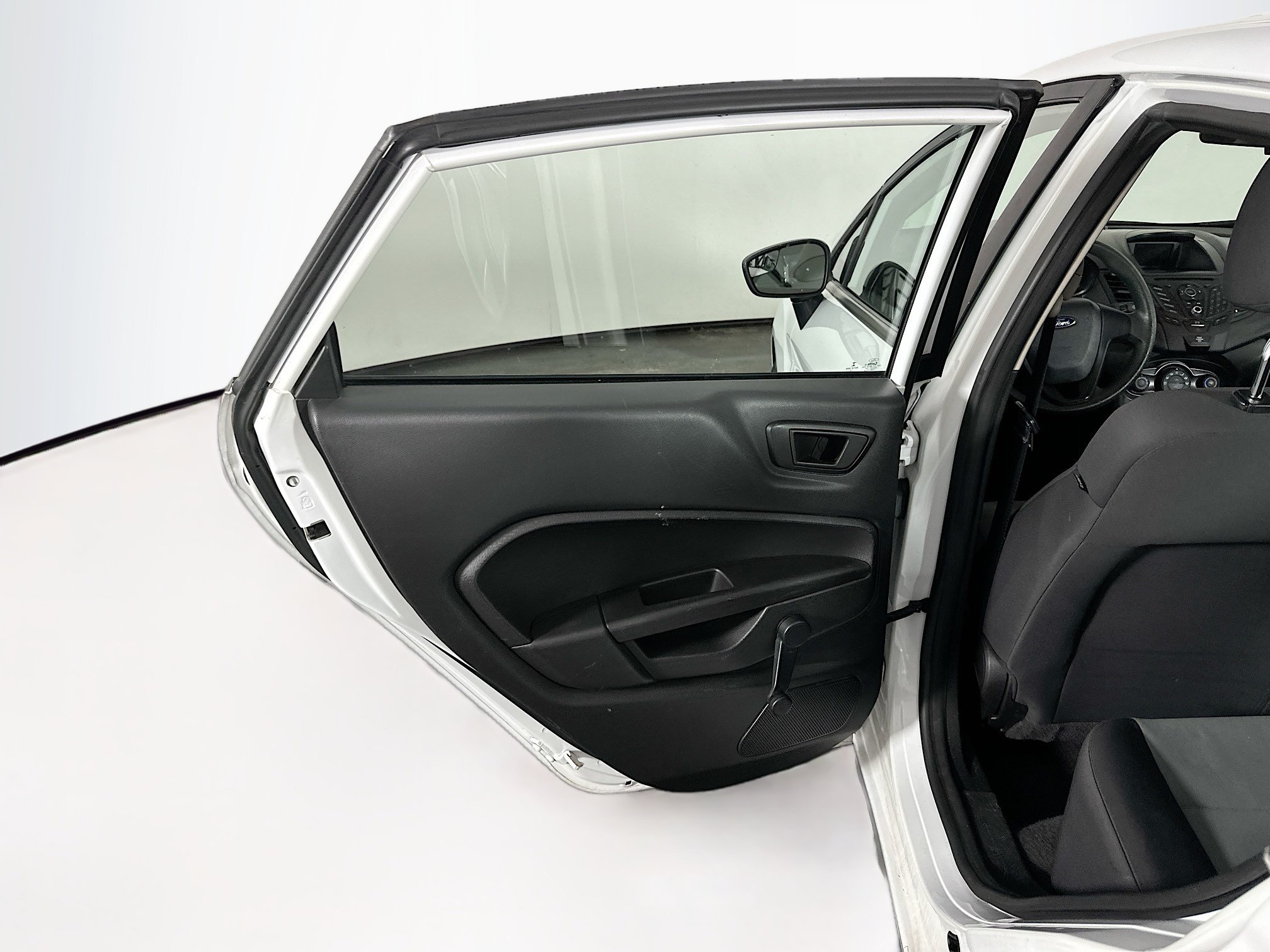 Used 2018 Ford Fiesta S FWD image 22