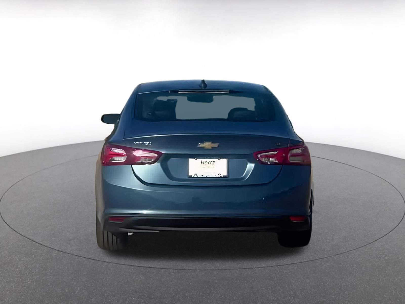 Used 2024 Chevrolet Malibu LT image 4