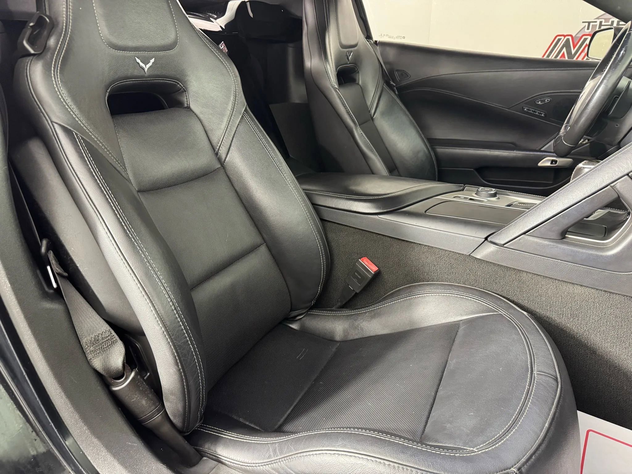 Used 2019 Chevrolet Corvette Stingray Convertible w/ 3LT Preferred Equipment Group image 39