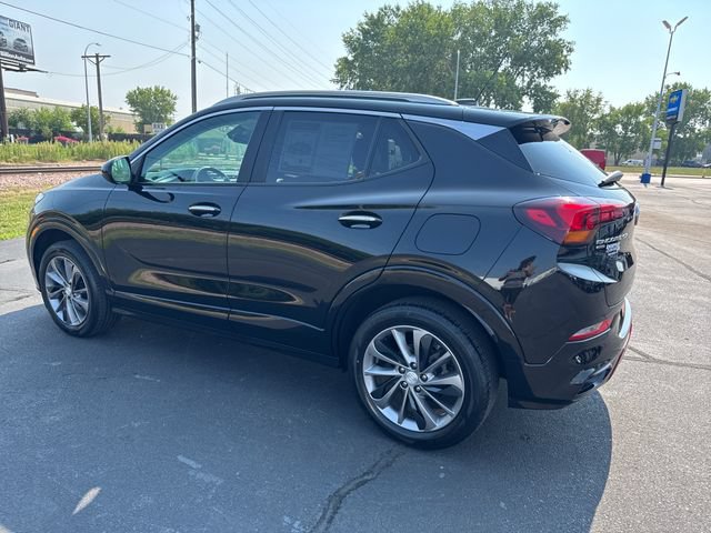 Used 2021 Buick Encore GX Preferred w/ Sport Touring Package AWD/4WD image 3
