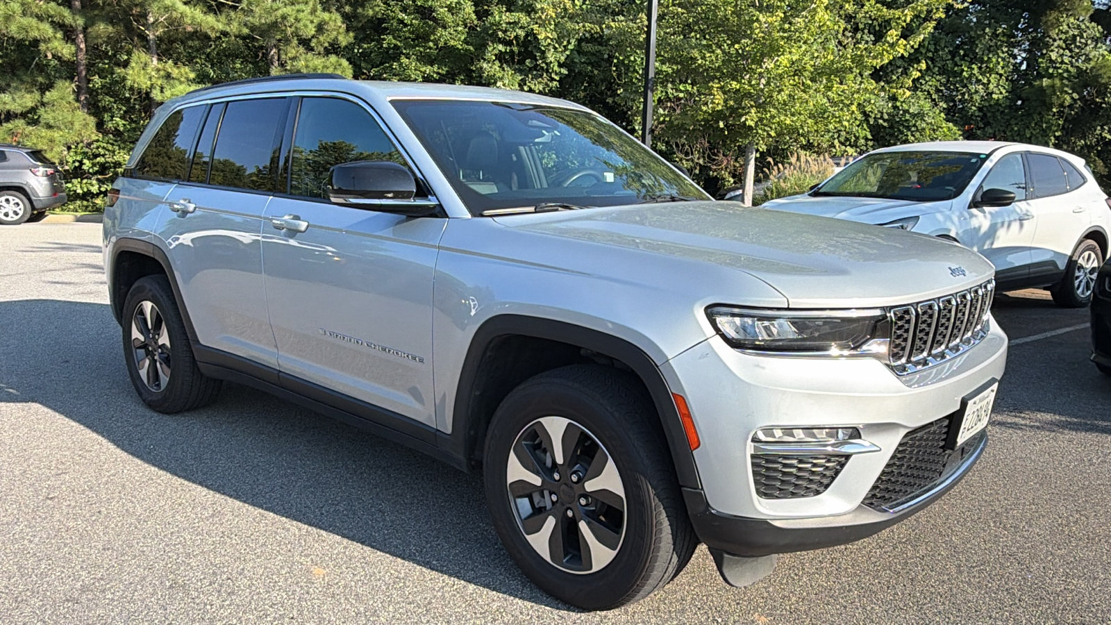 Used 2024 Jeep Grand Cherokee Limited 4xe AWD/4WD image 5