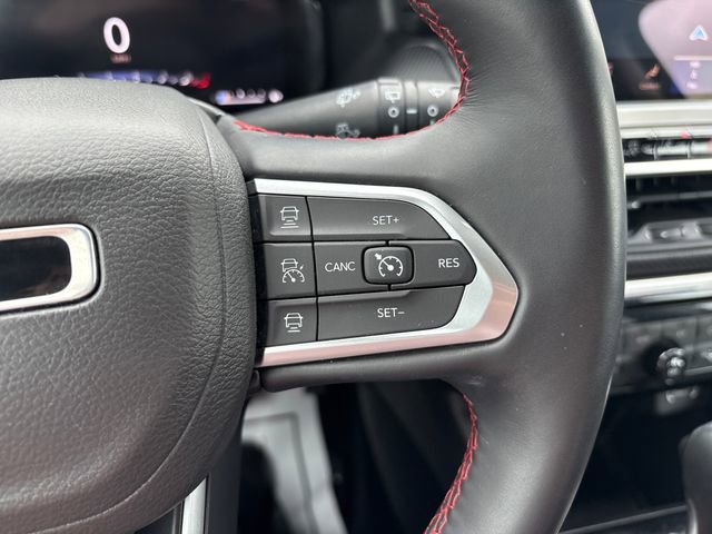 Used 2022 Jeep Compass Trailhawk w/ Trailhawk Elite Group AWD/4WD image 12