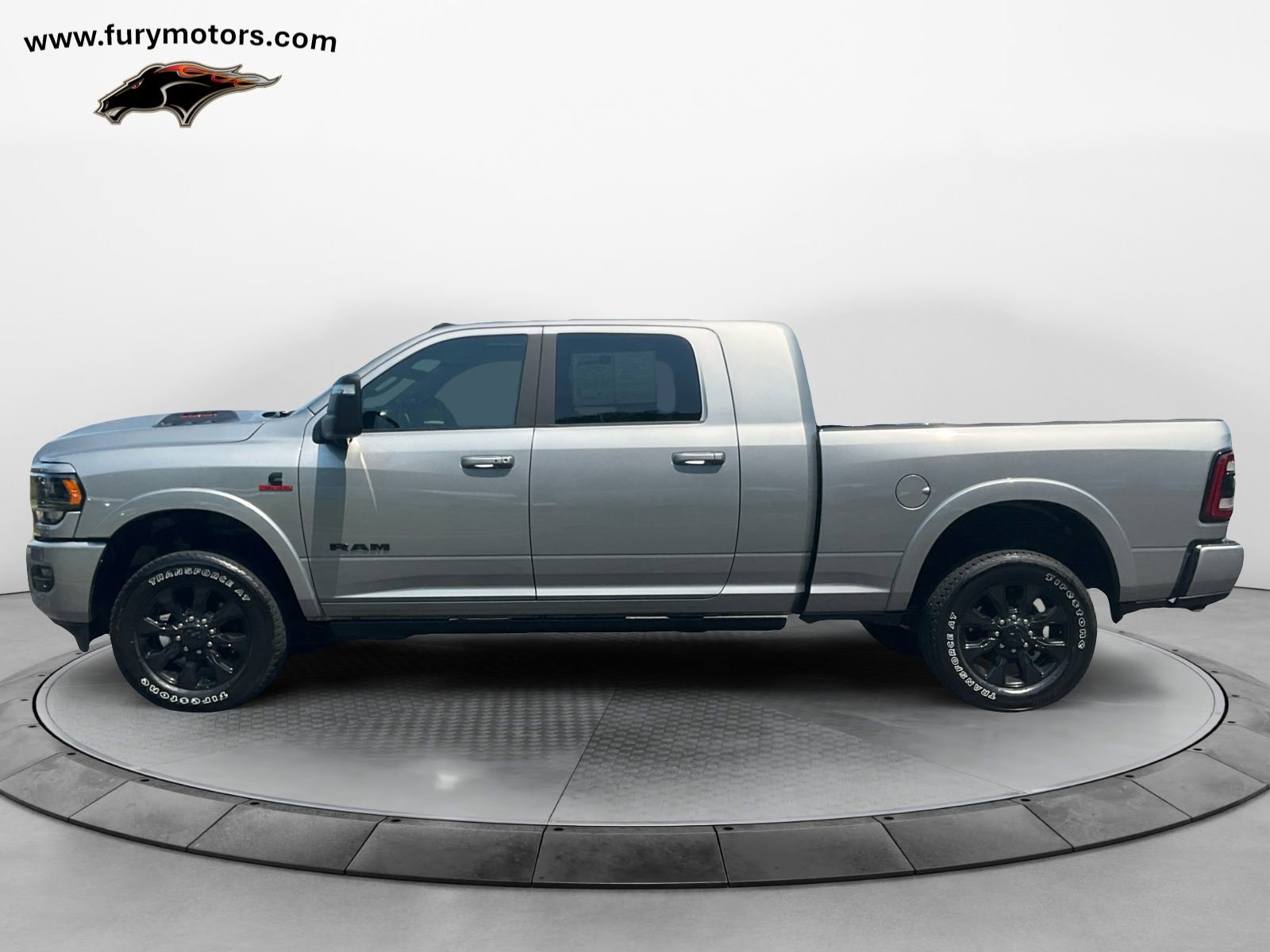 Used 2024 RAM 3500 Limited image 6