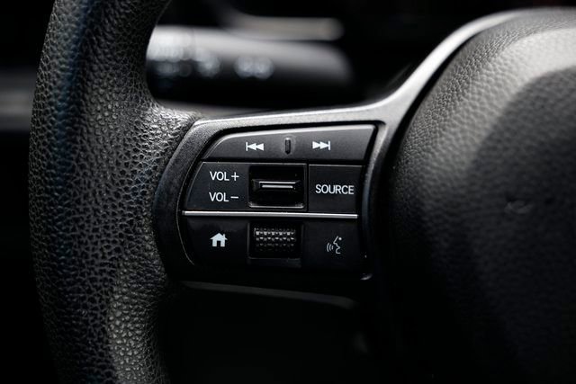 Used 2024 Honda CR-V LX image 32