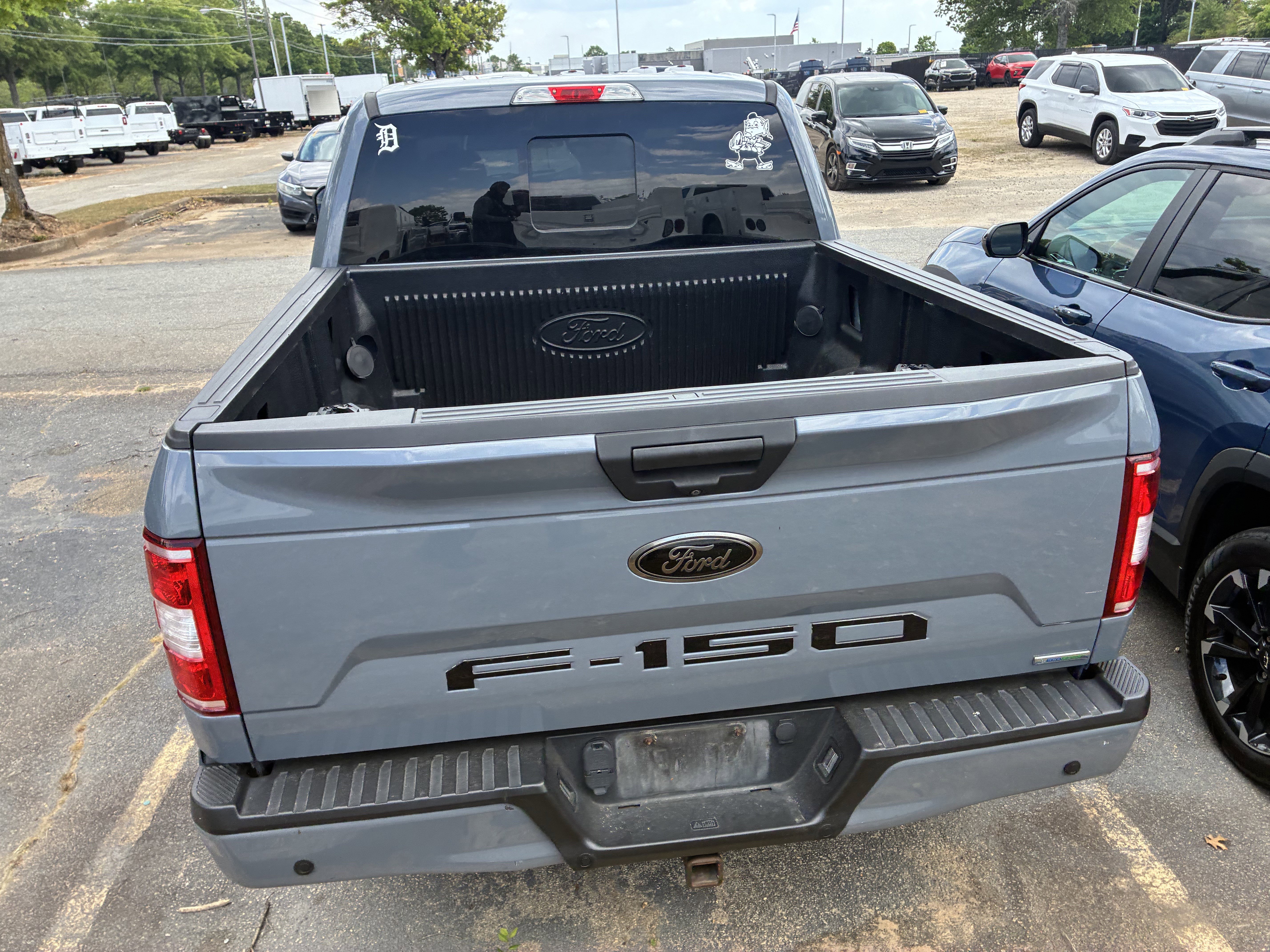 Used 2019 Ford F150 XLT w/ Equipment Group 302A Luxury AWD/4WD image 7