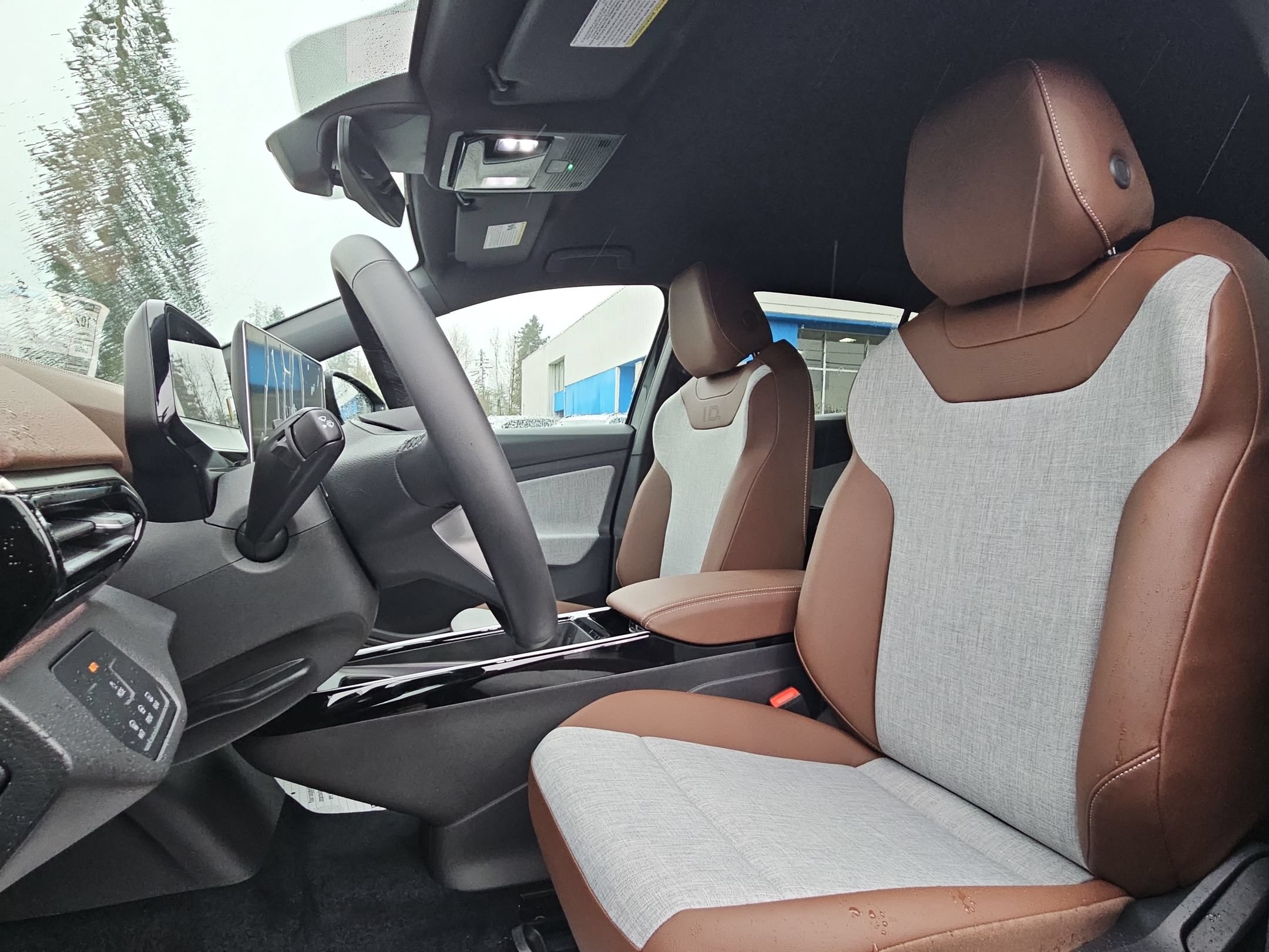 New 2026 Volkswagen ID.4 Pro AWD/4WD image 13