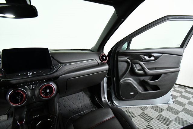 Certified 2025 Chevrolet Blazer RS w/ LPO, Floor Liner Package image 20