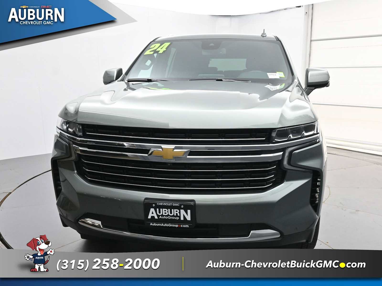 Used 2024 Chevrolet Tahoe LT w/ Luxury Package AWD/4WD image 3