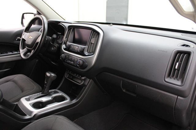 Used 2020 Chevrolet Colorado LT w/ Safety Package AWD/4WD image 4