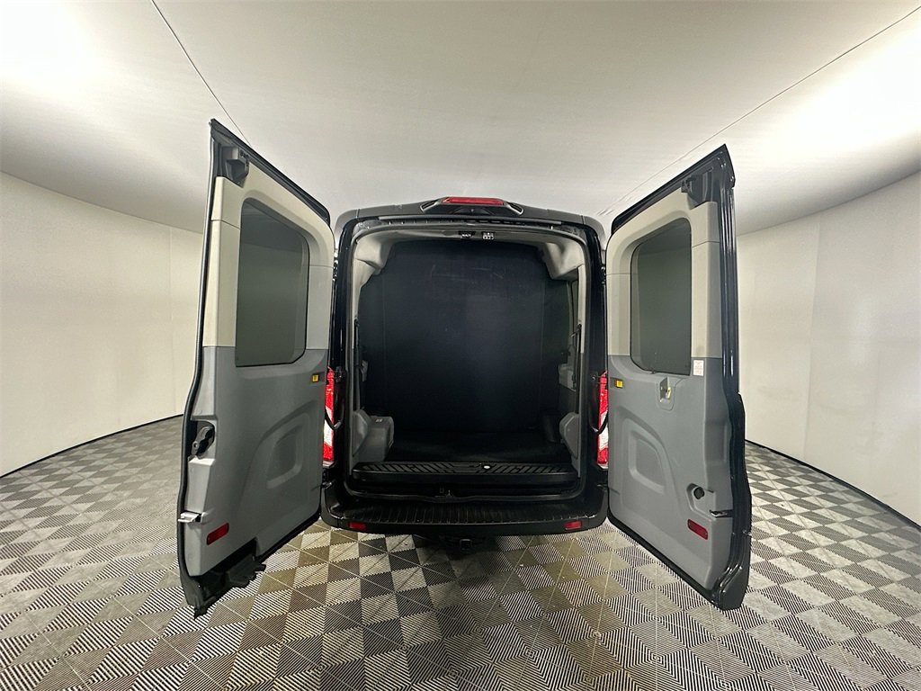 Used 2019 Ford Transit 350 XLT image 26