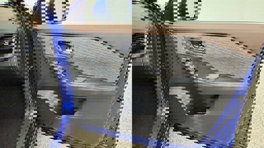 Used 2023 Nissan Rogue SV image 24